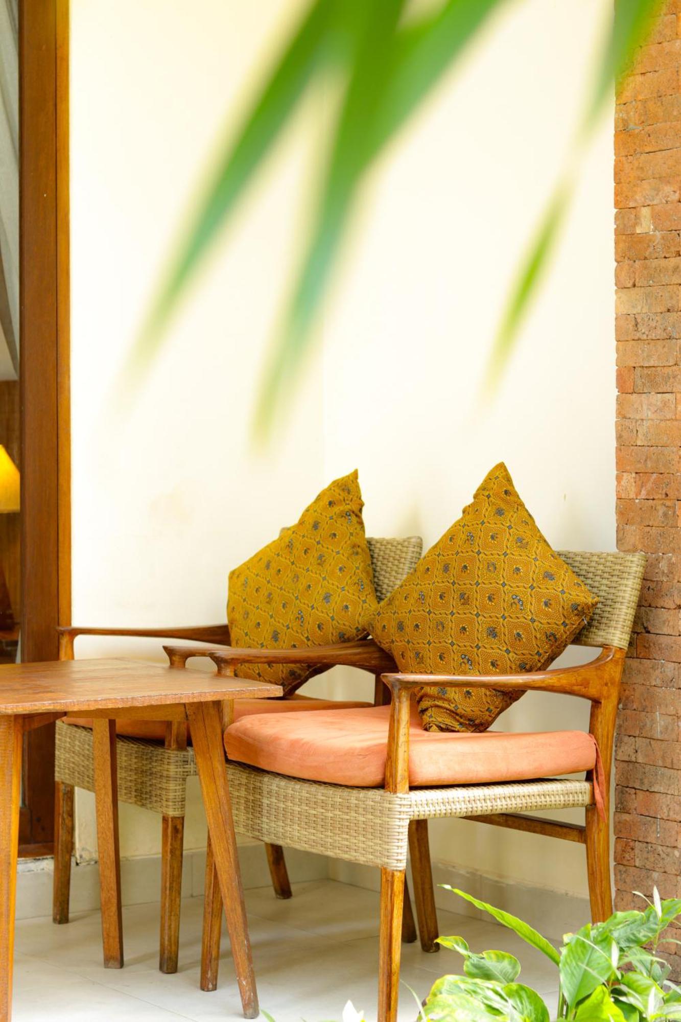 Mina Pelasa Hotel Legian Extérieur photo