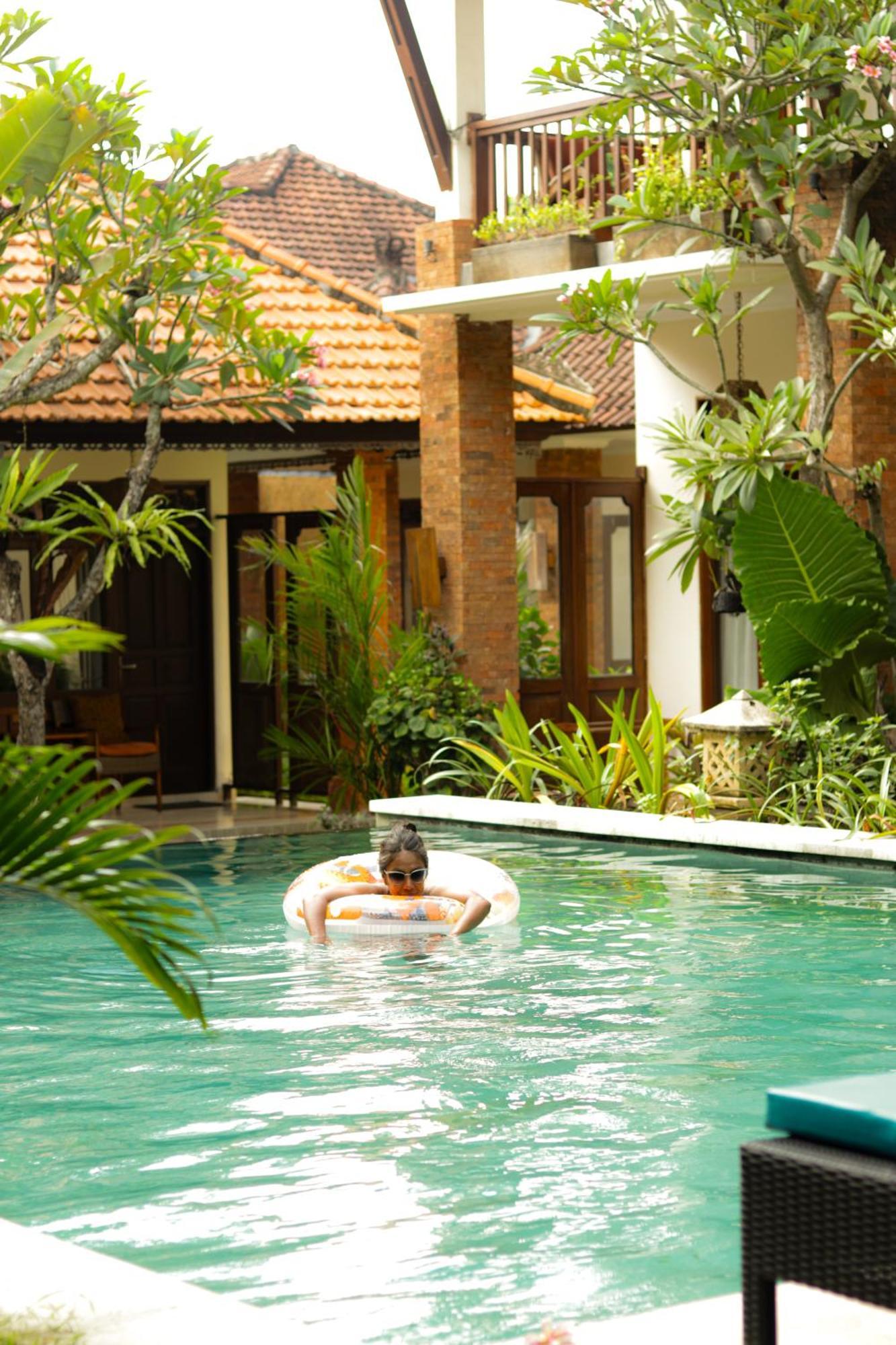 Mina Pelasa Hotel Legian Extérieur photo