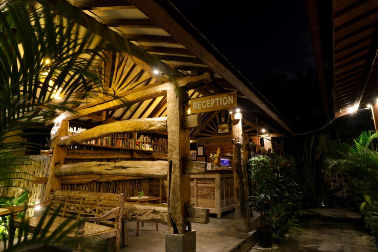 Mina Pelasa Hotel Legian Extérieur photo