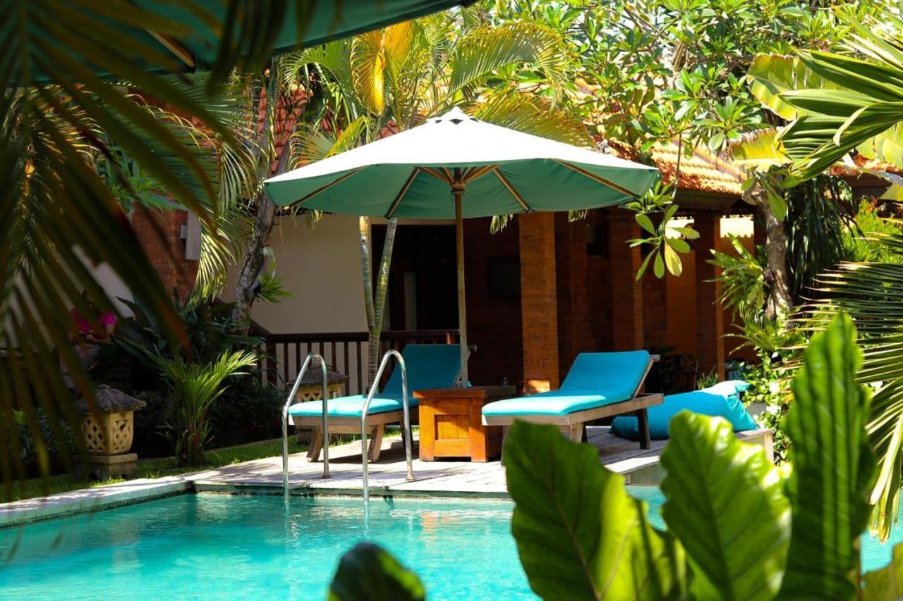 Mina Pelasa Hotel Legian Extérieur photo