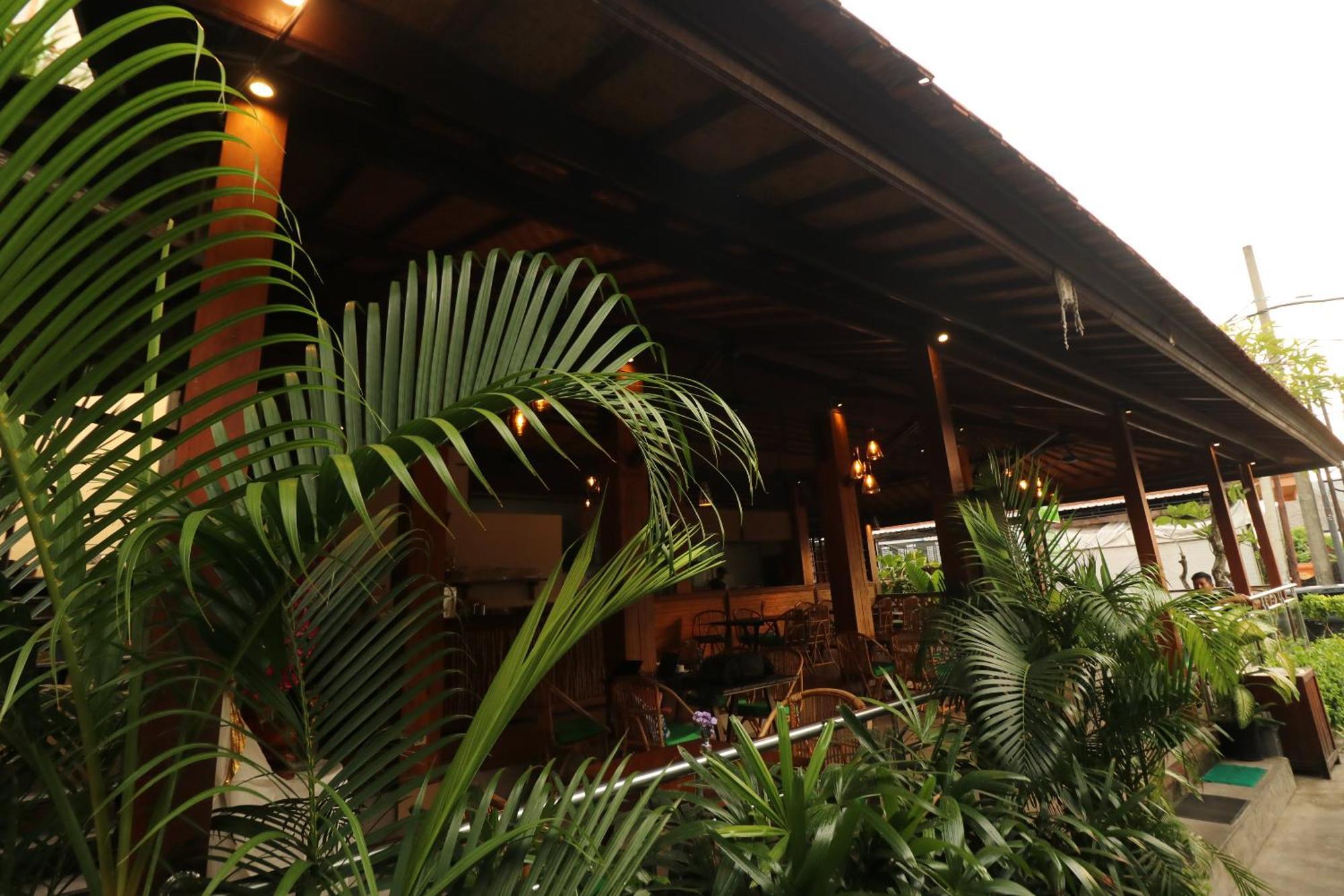 Mina Pelasa Hotel Legian Extérieur photo
