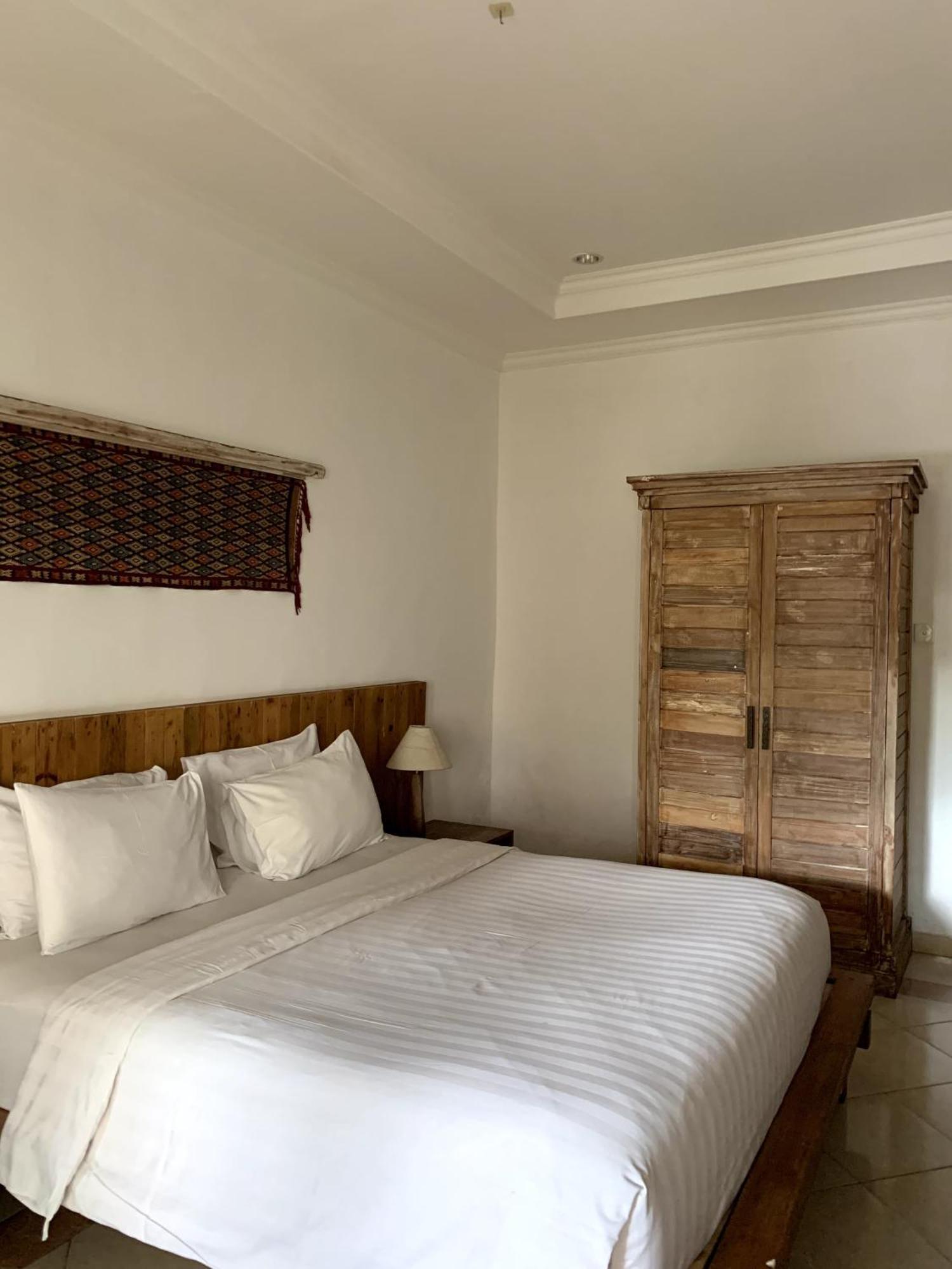 Mina Pelasa Hotel Legian Extérieur photo