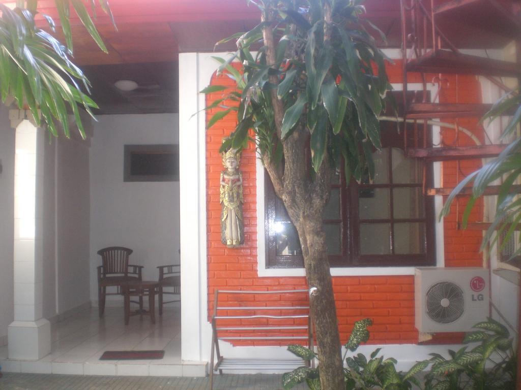 Mina Pelasa Hotel Legian Extérieur photo